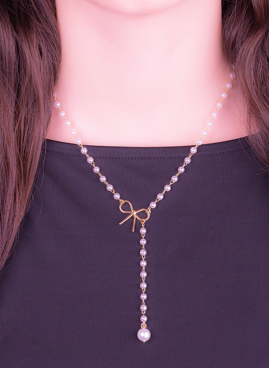 Collar Moño con Perlas – Elegancia sutil en cada detalle
